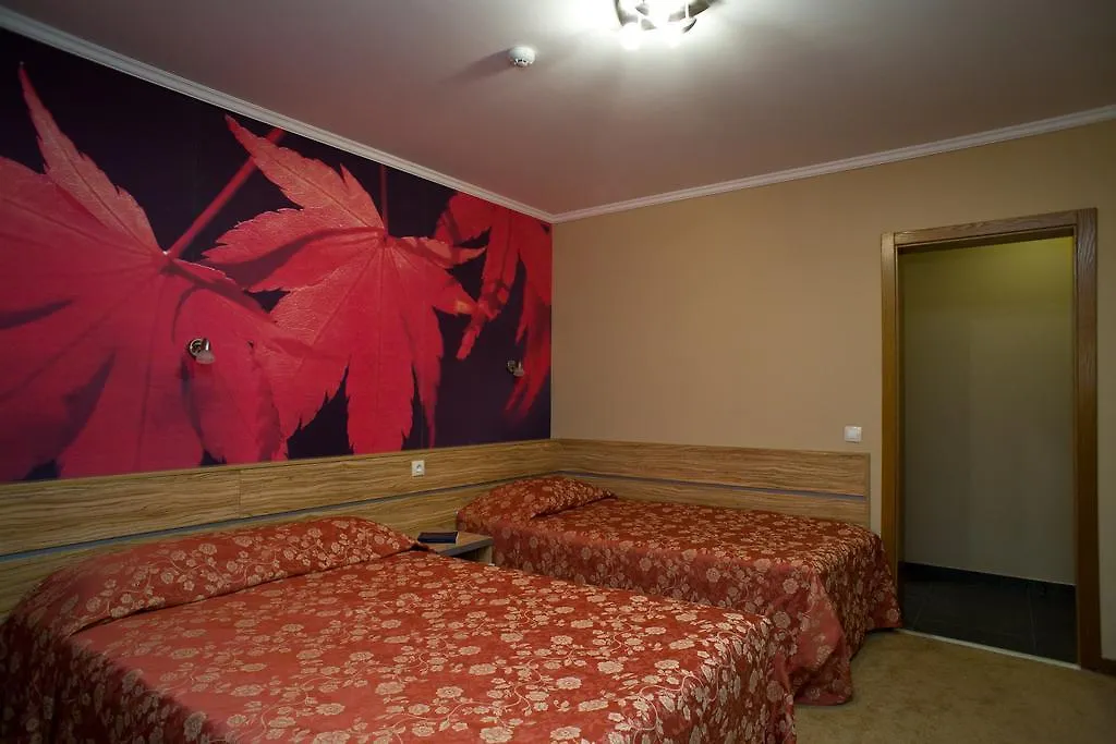 Семеен Хотел Опера Burgas City 3*,