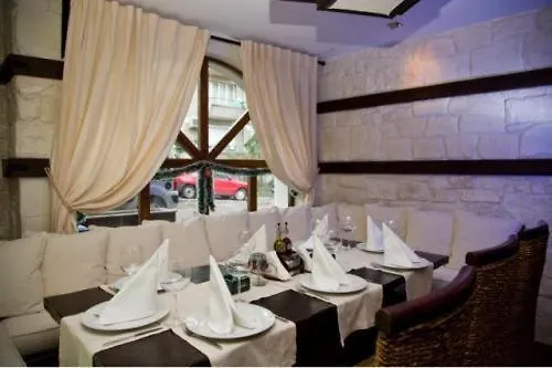 Семеен Хотел Опера Burgas City Hotel